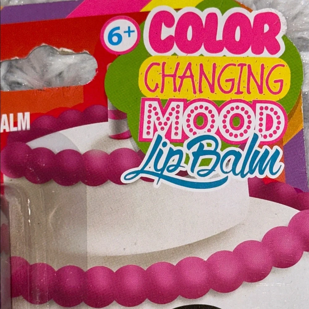 Color‎ changing lip balm Bubblegum Flavor Moodies Yoyo